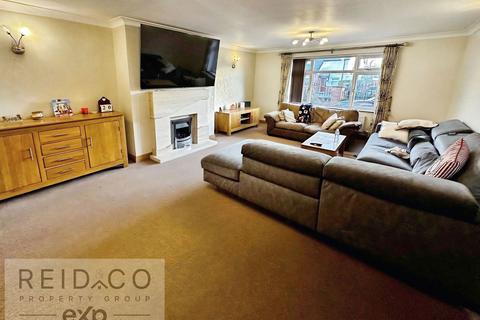 5 bedroom detached house to rent, Chapman Road, Preston PR2