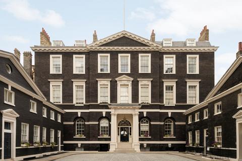 1 bedroom flat for sale, Albany, London W1J