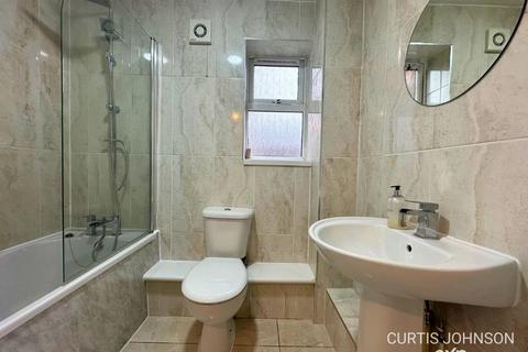 undefined, Dudley Close, Grays RM16