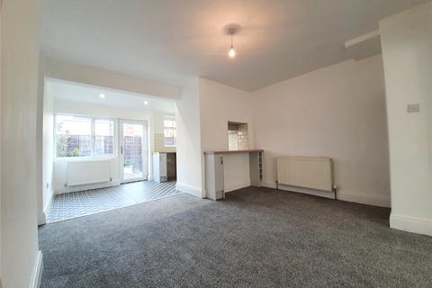 2 bedroom semi-detached house to rent, Stanley Street, Manchester M25