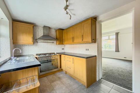 2 bedroom terraced house for sale, Industrial Avenue, Batley