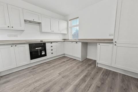 3 bedroom flat for sale, Christchurch