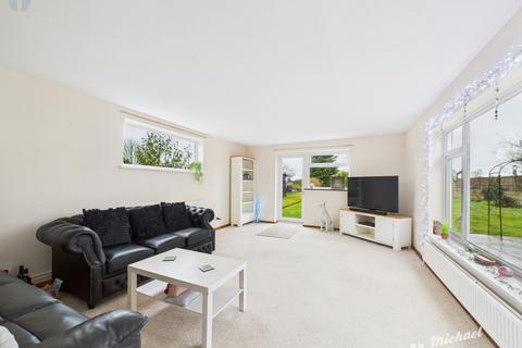 undefined, Clowesbourne, Upton