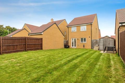 3 bedroom detached house for sale, Elder Avenue, Stotfold