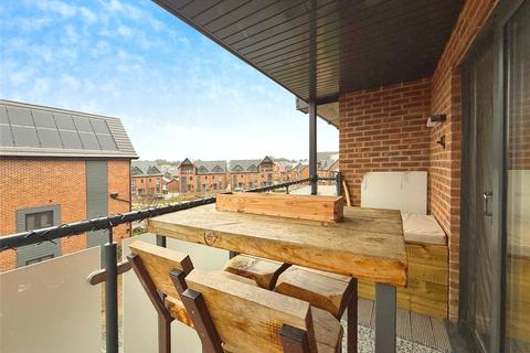 2 bedroom apartment for sale, Hawthorn Drive, Crowthorne, Berkshire