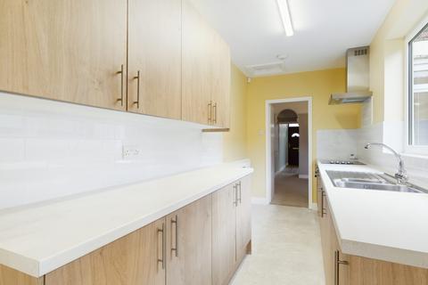 2 bedroom terraced house to rent, Stoke-on-Trent, ST1