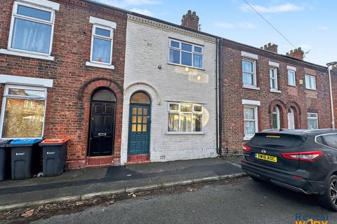 3 bedroom terraced house to rent, Northwich, CW9