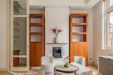 3 bedroom apartment to rent, Gloucester Square, London W2