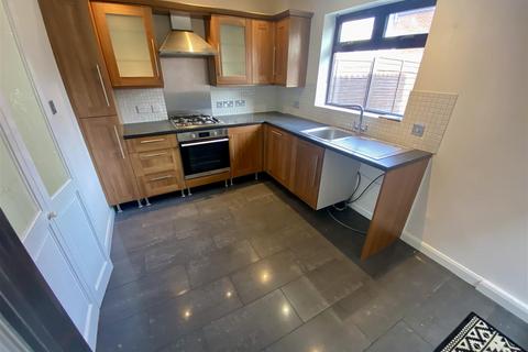 2 bedroom townhouse for sale, Pyeharps Road, Burbage LE10
