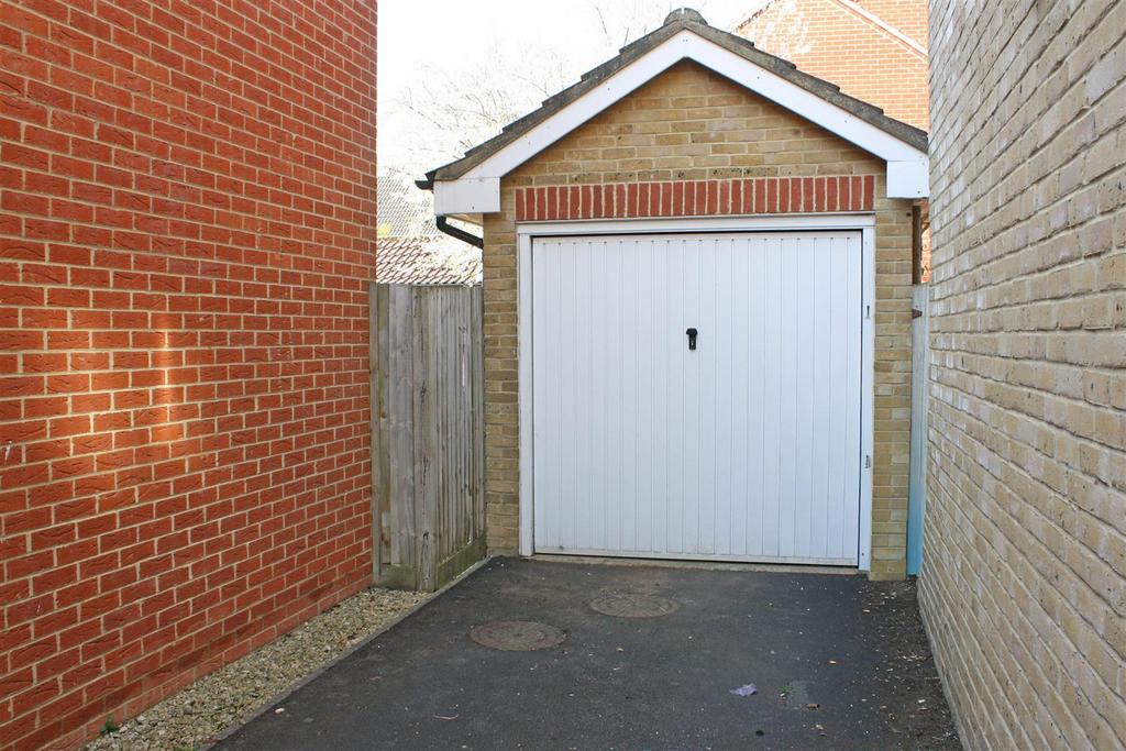 Garage letting.jpg