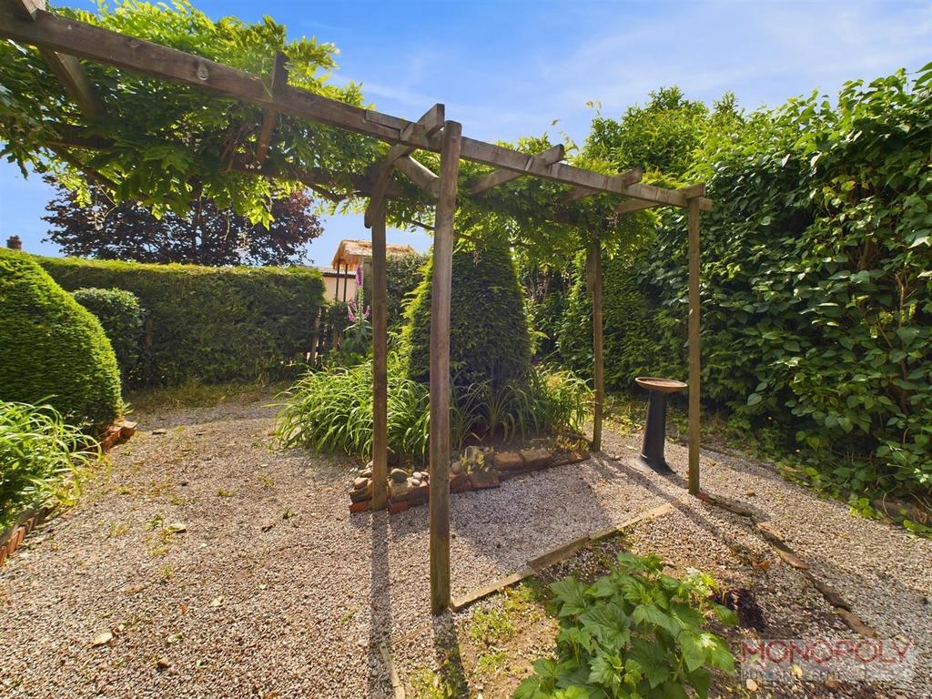 Garden 4.jpg
