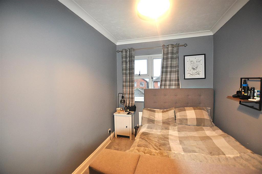 Bedroom 2.JPG