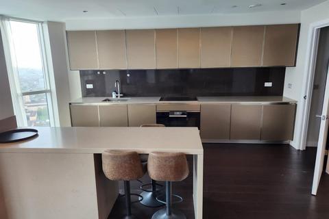 3 bedroom penthouse to rent, 155 Wandsworth Road, London SW8