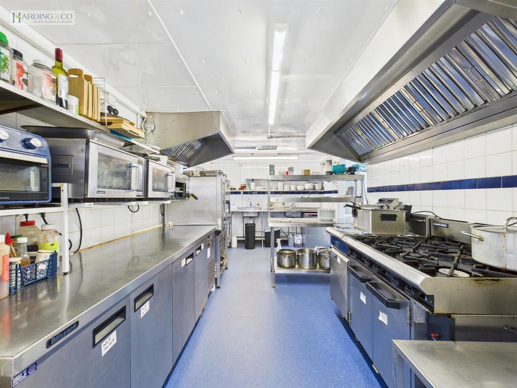Pub Kitchen .2.jpg