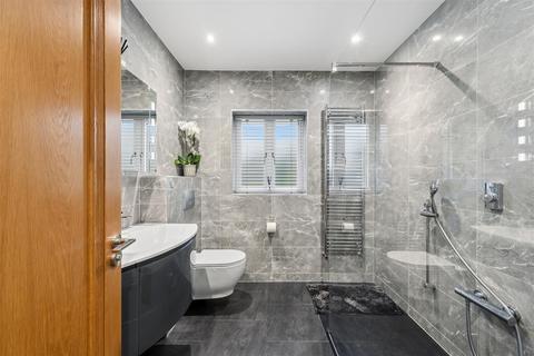 3 bedroom detached bungalow for sale, Old Coach Road, Matlock DE4
