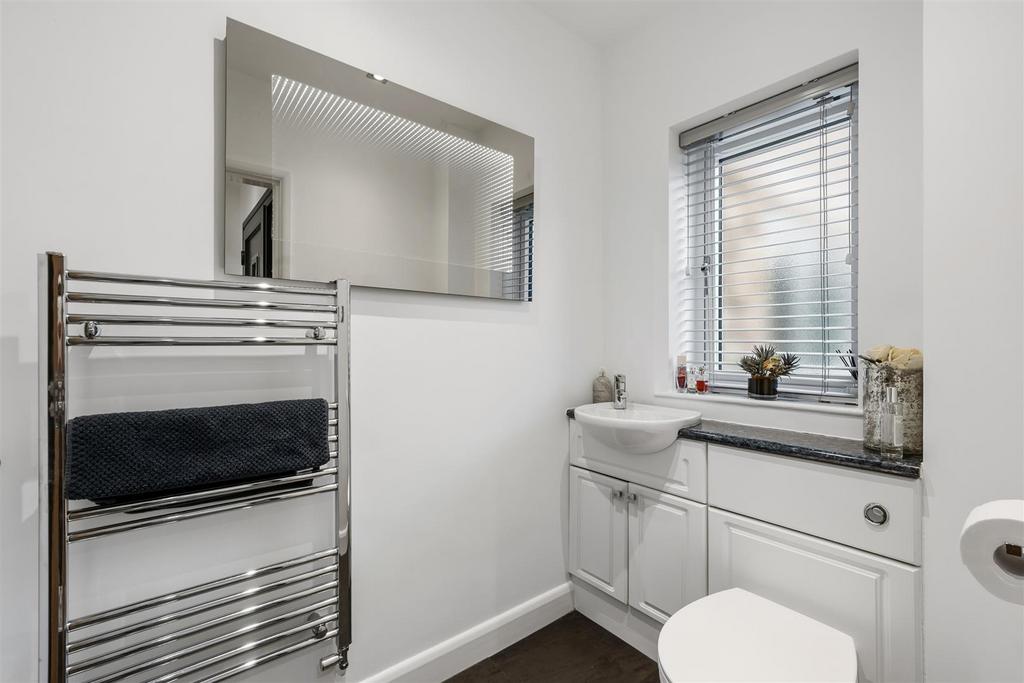 Ground floor WC.jpg