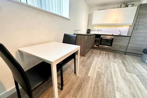 1 bedroom apartment to rent, Leigh Street, Liverpool