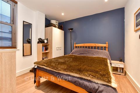 1 bedroom ground floor maisonette for sale, 110 Manor Road, Wallington SM6