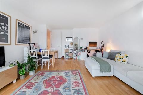 Fairmont Avenue, London, E14