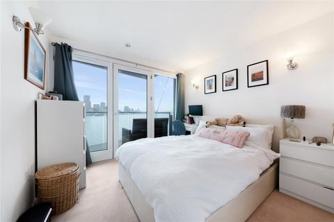 1 bedroom apartment to rent, Fairmont Avenue, London, E14