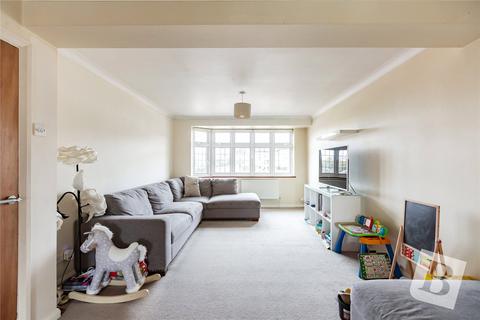 4 bedroom terraced house for sale, Prospect Road, Hornchurch, RM11