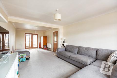 4 bedroom terraced house for sale, Prospect Road, Hornchurch, RM11
