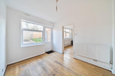 3 bedroom house to rent, Little Dimocks, London, SW12