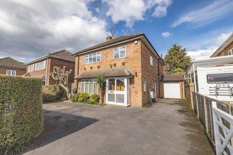4 bedroom detached house for sale, Pipers Close, Burnham  SL1
