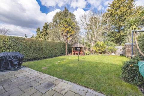 4 bedroom detached house for sale, Pipers Close, Burnham  SL1