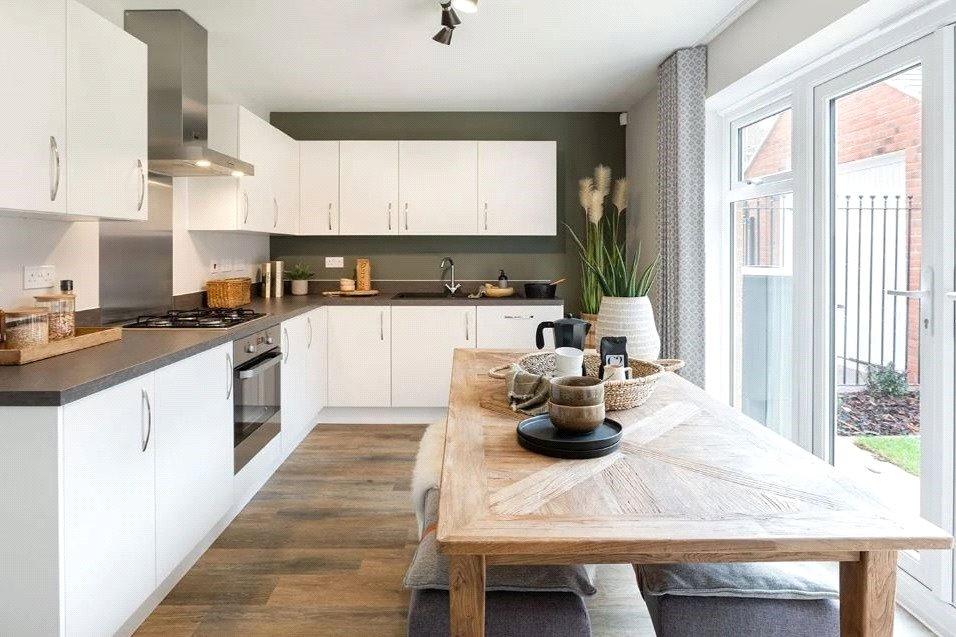 Kitchen/Dining