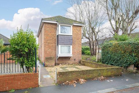 1 bedroom flat to rent, Byfield Road, Old Isleworth TW7