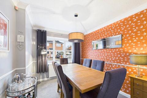 undefined, Heath Drive, Worcester, Worcestershire, WR5