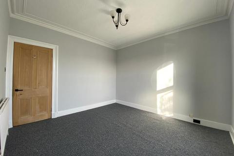 2 bedroom flat to rent, Holburn Road, City Centre, Aberdeen, AB10