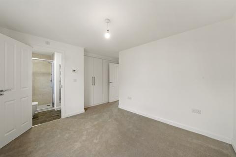 3 bedroom detached house to rent, Stafford ST16