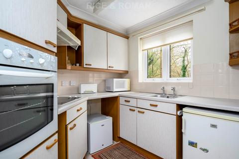 undefined, Mount Hill, Epsom KT18
