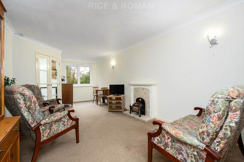 undefined, Mount Hill, Epsom KT18