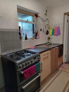 3 bedroom house to rent, Swete Street, London E13