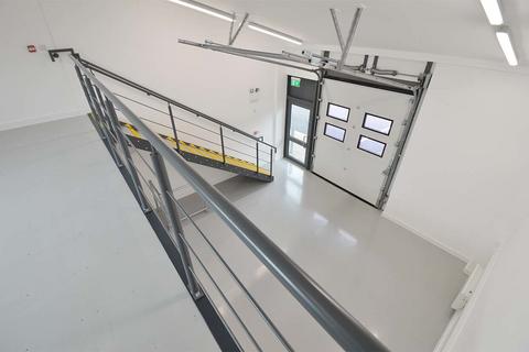 Warehouse to rent, Heathfield Way Northampton NN5 7QP
