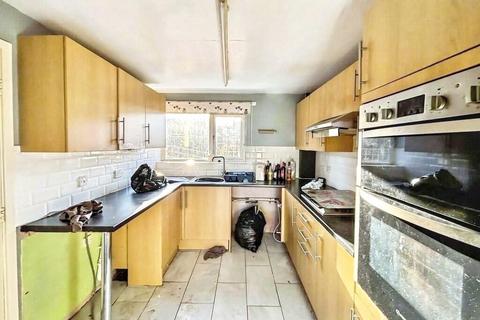 undefined, Bettesworth Road, Hemswell Cliff, Garage and Parking Space, Gainsborough, Lincolnshire, DN21 5XW