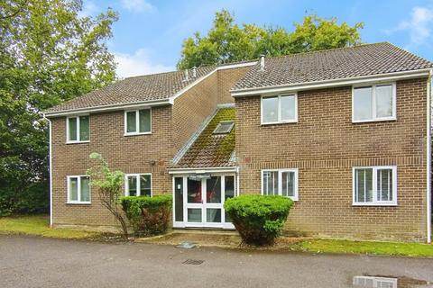 1 bedroom flat to rent, Itchen Avenue, Bishopstoke