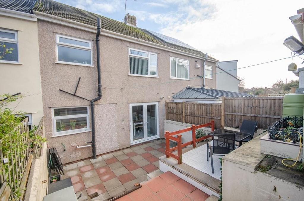 Rear garden pic 2.jpg