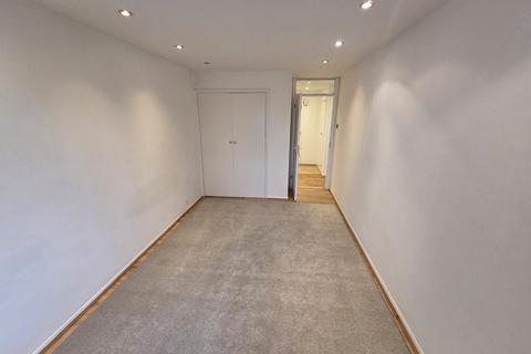 undefined, Beckenham BR3