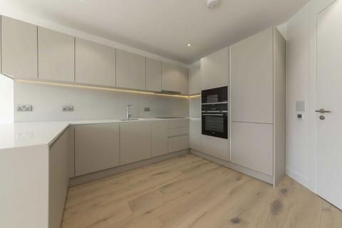 2 bedroom flat to rent, Chiswick High Road, London W4