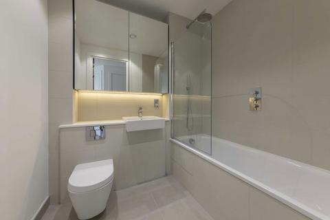 2 bedroom flat to rent, Chiswick High Road, London W4