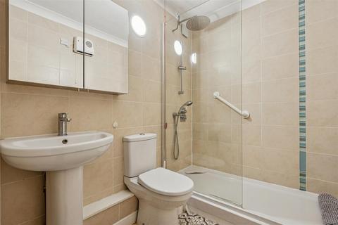 1 bedroom flat for sale, Fishers Lane, London, W4