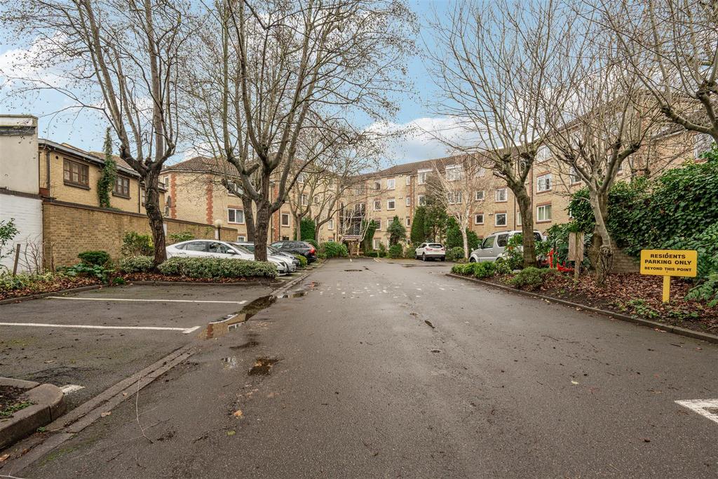 FOR SALE - Homecross House, W4