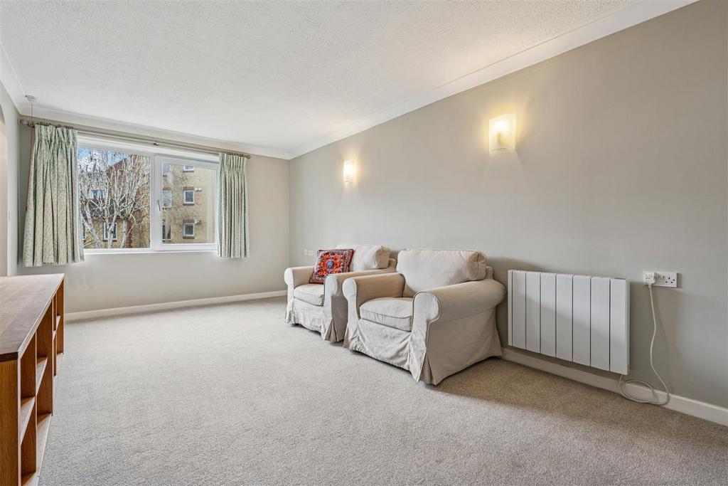 FOR SALE - Homecross House, W4