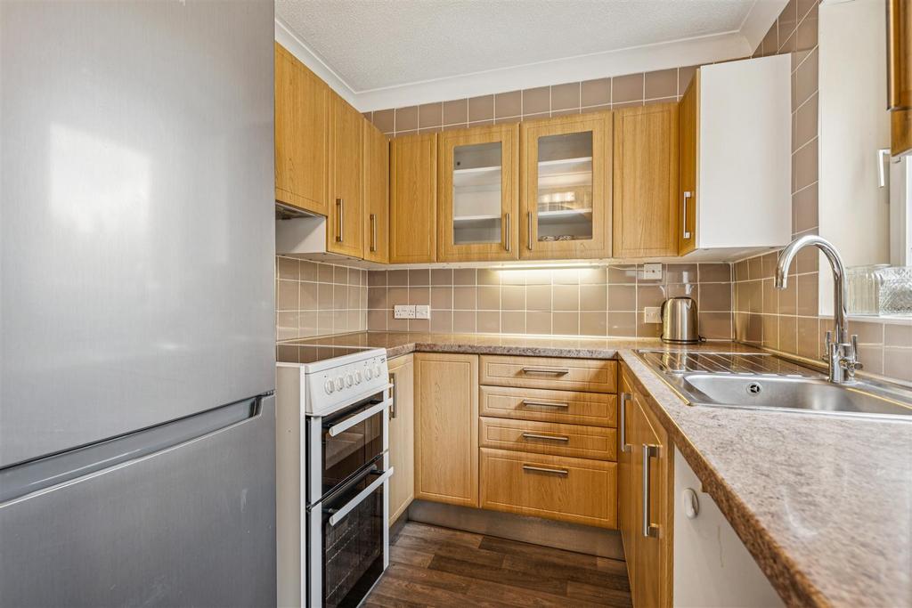 FOR SALE - Homecross House, W4