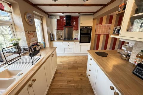 3 bedroom cottage for sale, New Ferry Road, Wirral
