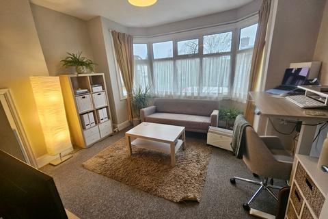 1 bedroom maisonette to rent, Millway, Mill Hill, NW7